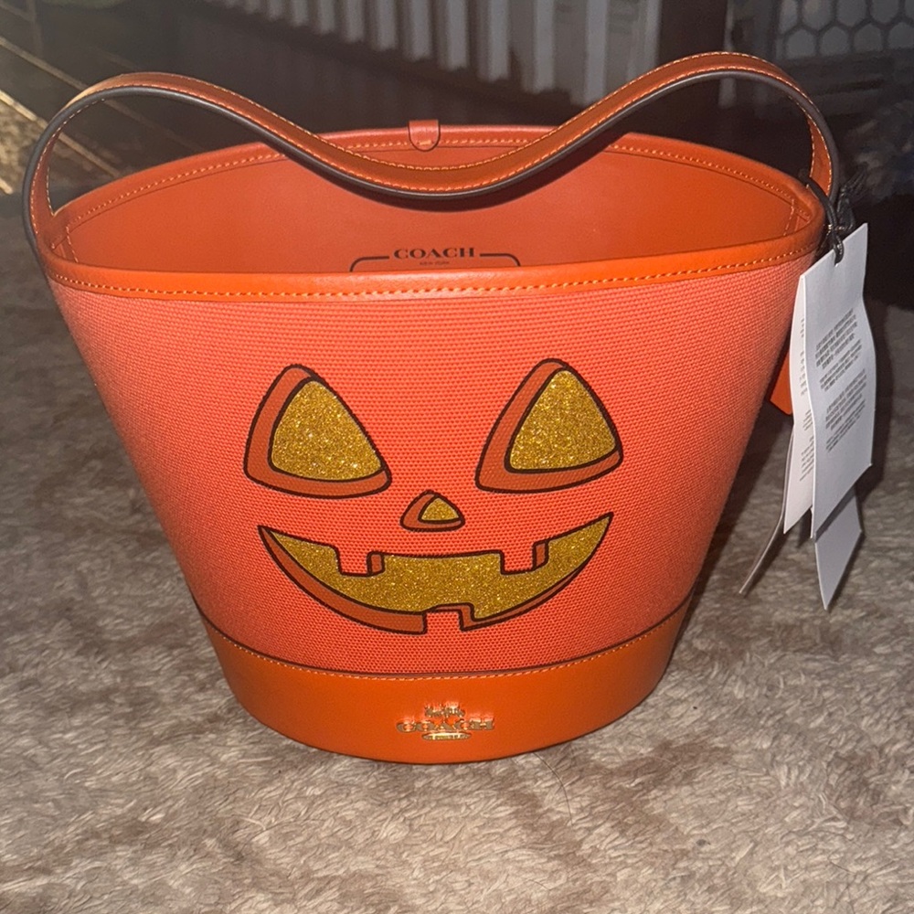 Coach Halloween 🎃 basket
